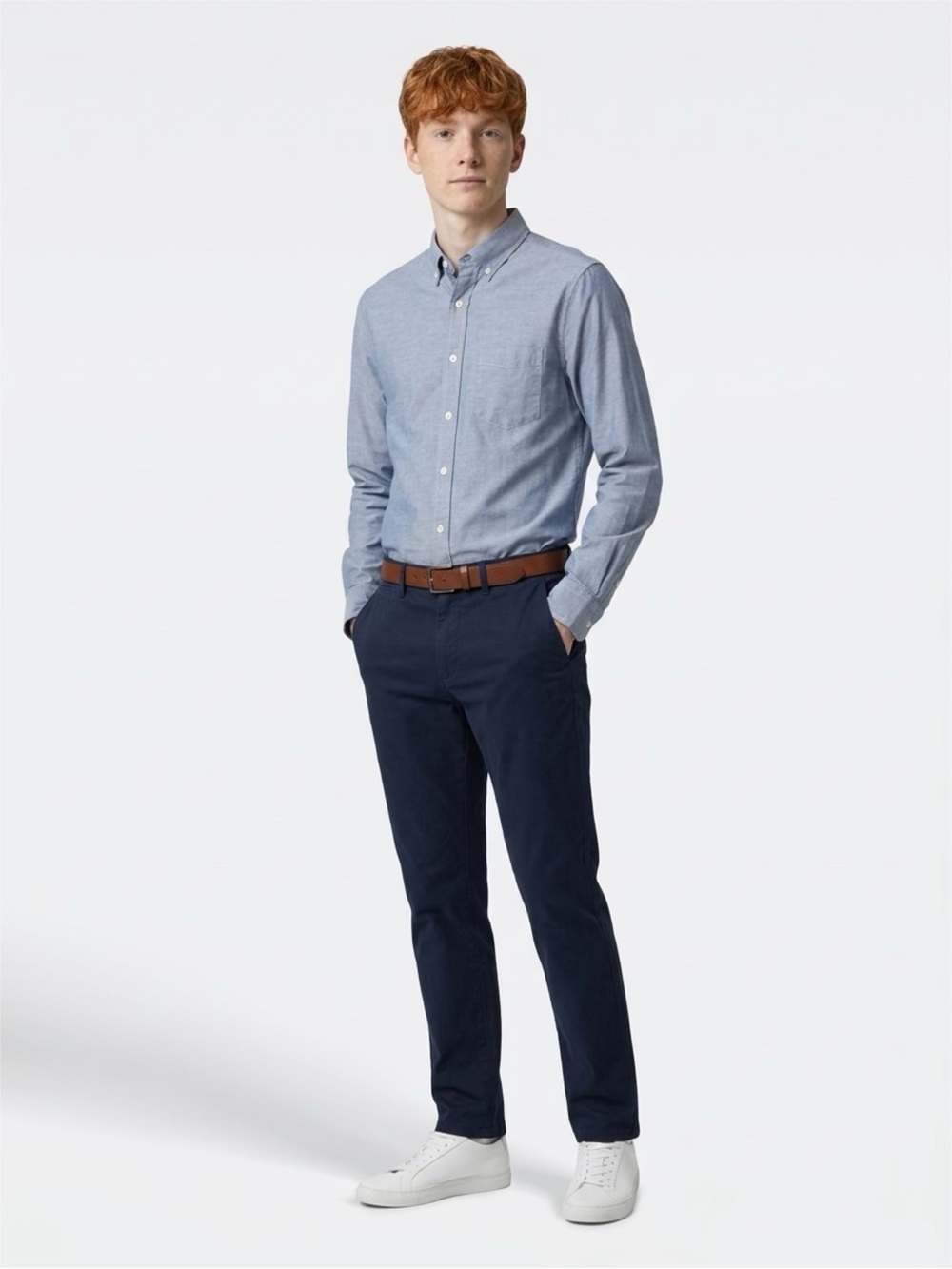Like New Banana Republic Blue Oxford - untucked fit Men’s/Teen size M